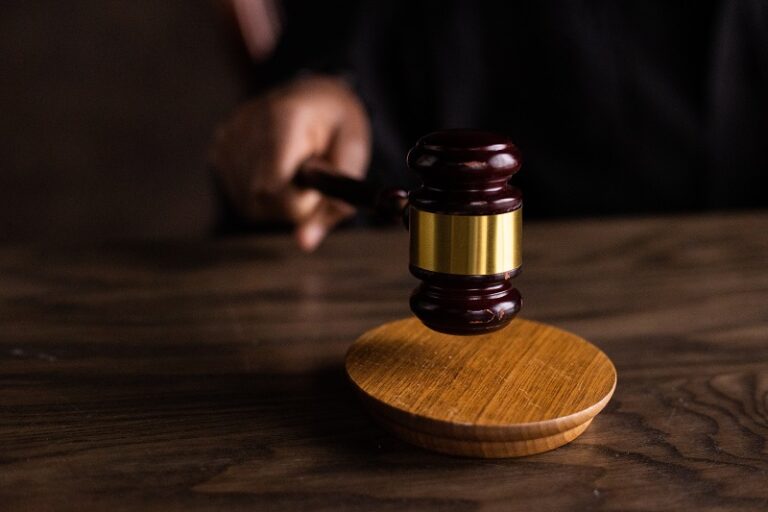 IL PERSONALE ATA DI RUOLO CHE FRUISCE DI UN CONTRATTO DI DOCENZA AL 30/6 (EX ART. 59 CCNL/2007) HA DIRITTO ALLE FERIE MATURATE AL RIENTRO NELLA SEDE DI TITOLARITÀ