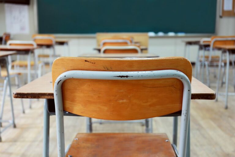 ASSUNZIONI DIRIGENTI 23-24, POSTI AL NORD E MOLTE INCONGRUENZE DA SANARE